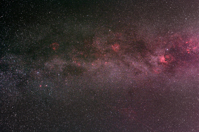 Nebulae between Cassiopeia & Cygnus